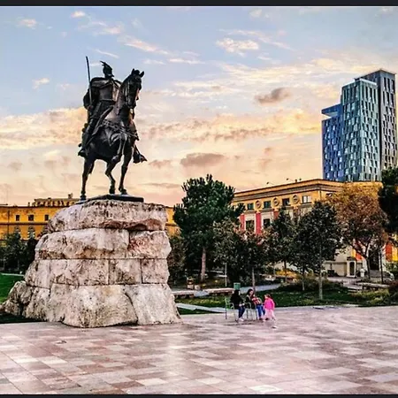 Διαμέρισμα Tirana Apartment *