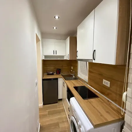 Tirana Apartment Appartamento *